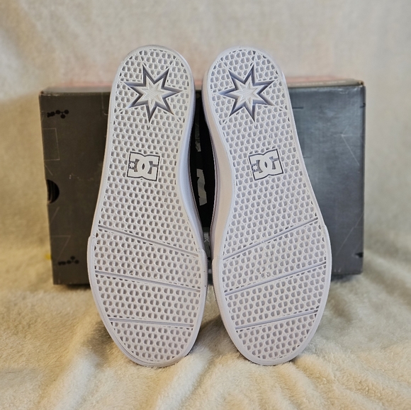 DC black pastel sneakers - Picture 6 of 6